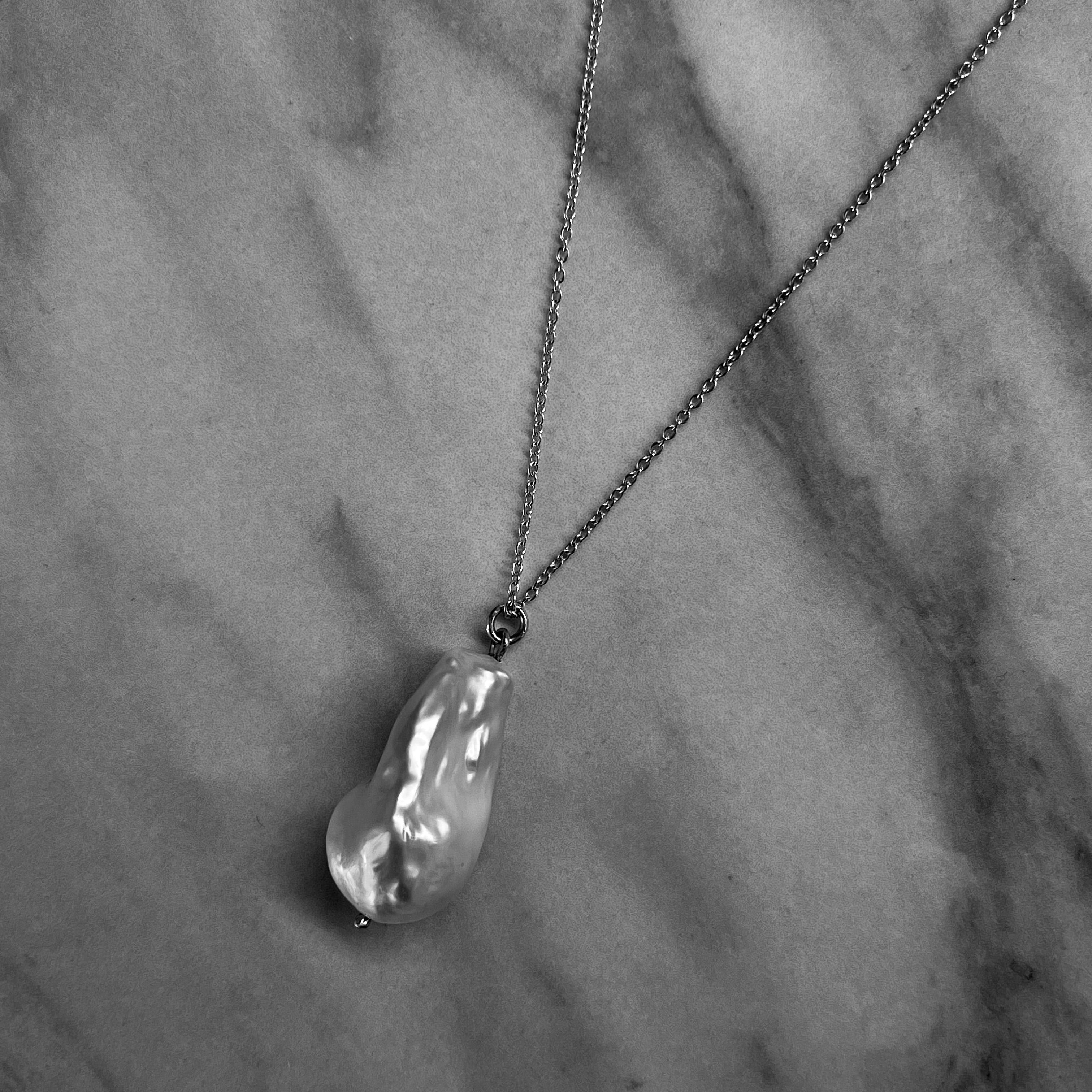 LUMA Baroque Pearl Chain Necklace