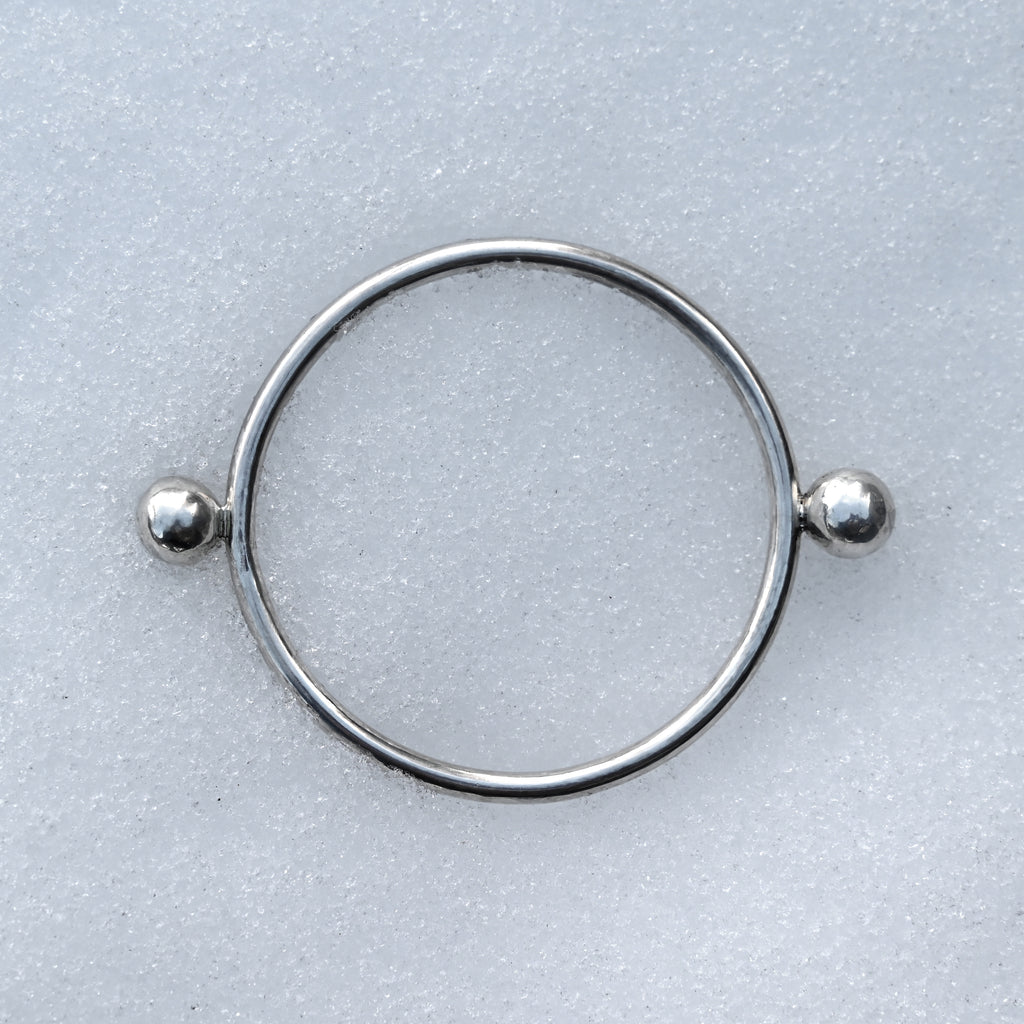 Minimalistt Handmade Silver Bangle with Ball Elements