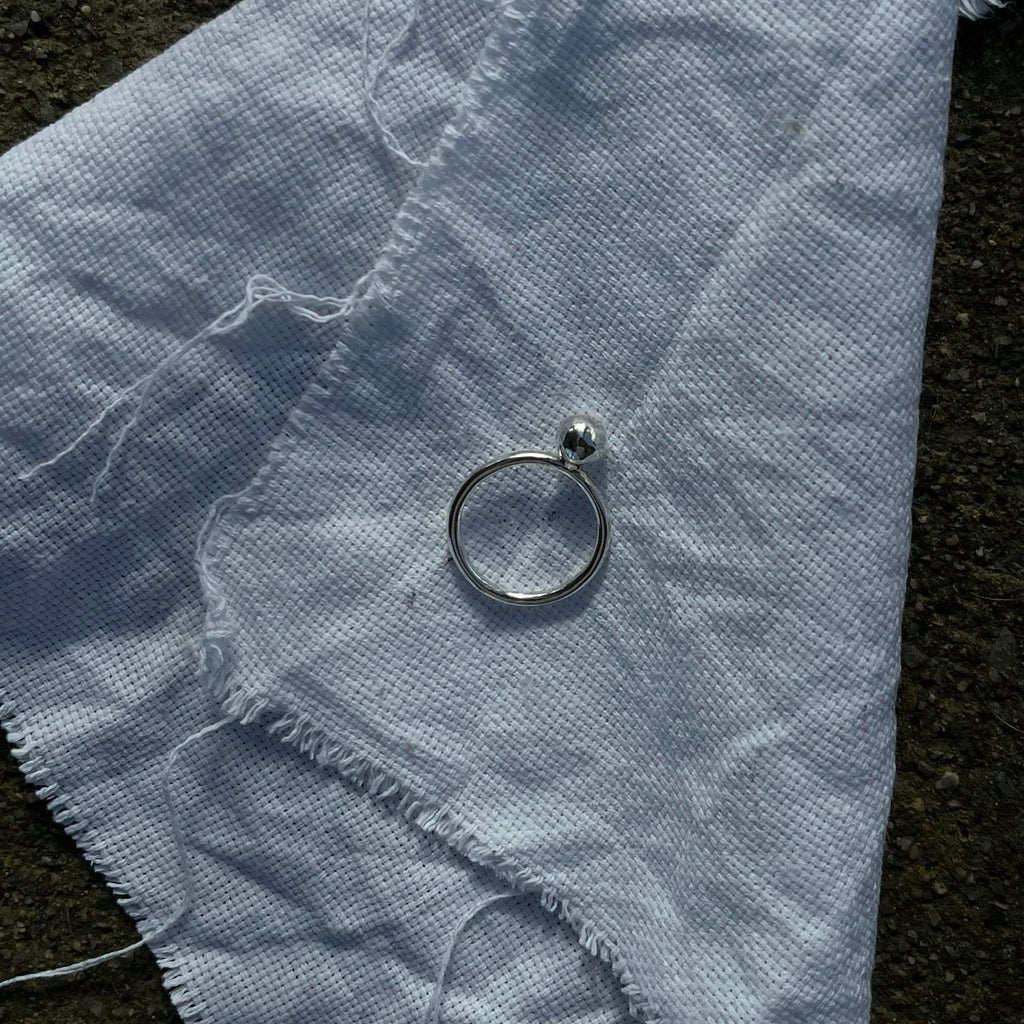 ORIGIN Thin Silver Ring